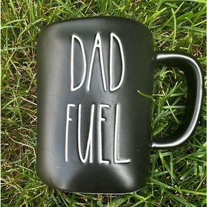 Rae Dunn "DAD FUEL" mug in black